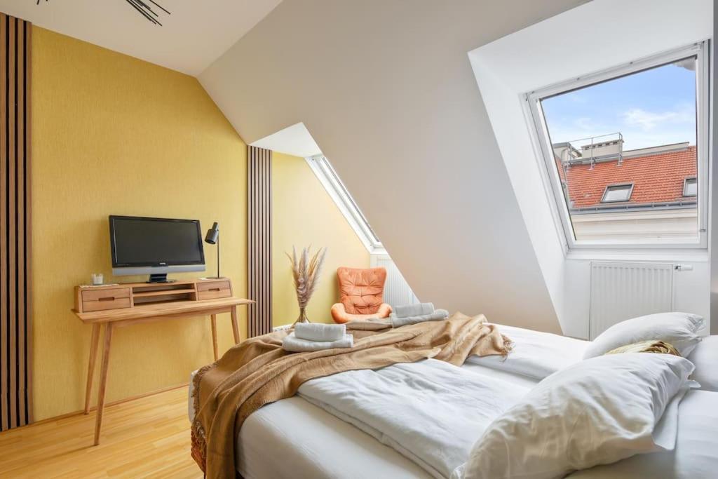 Apartment „luxury Loft View“ 4br / Near Centre / Schoenbrun Wien
